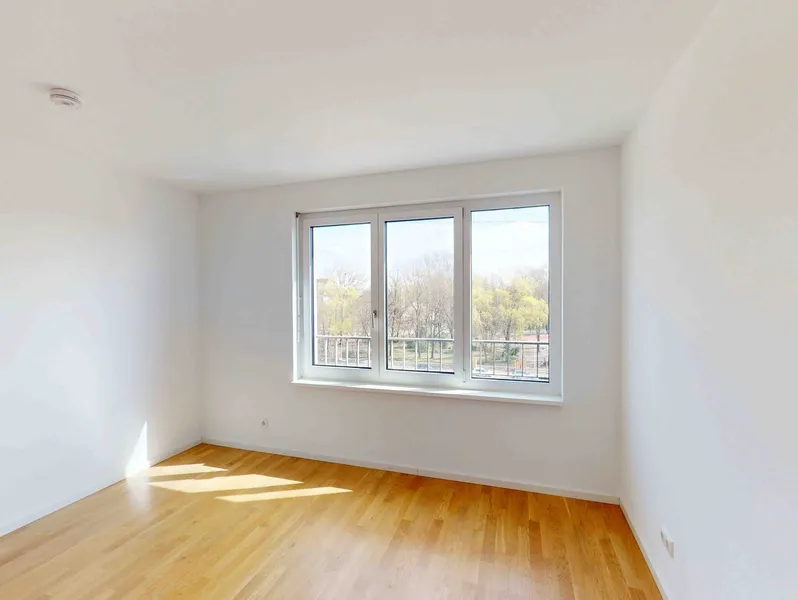 Stilvoll wohnen: 2-Zimmer-Wohnung mit Loggia, offener Küche und praktischem Mieterkeller — photo 1